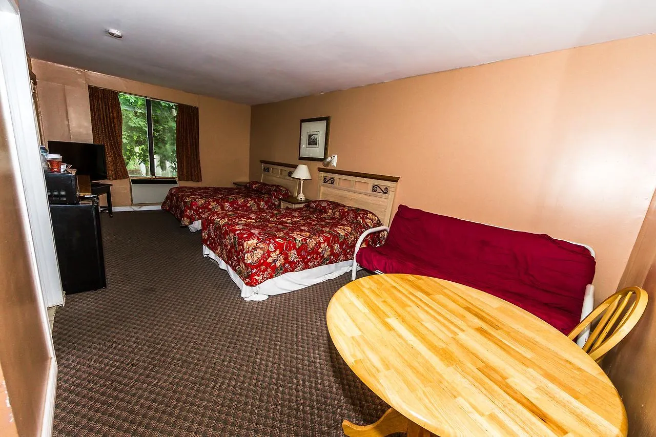 New Plaza Motel Toronto