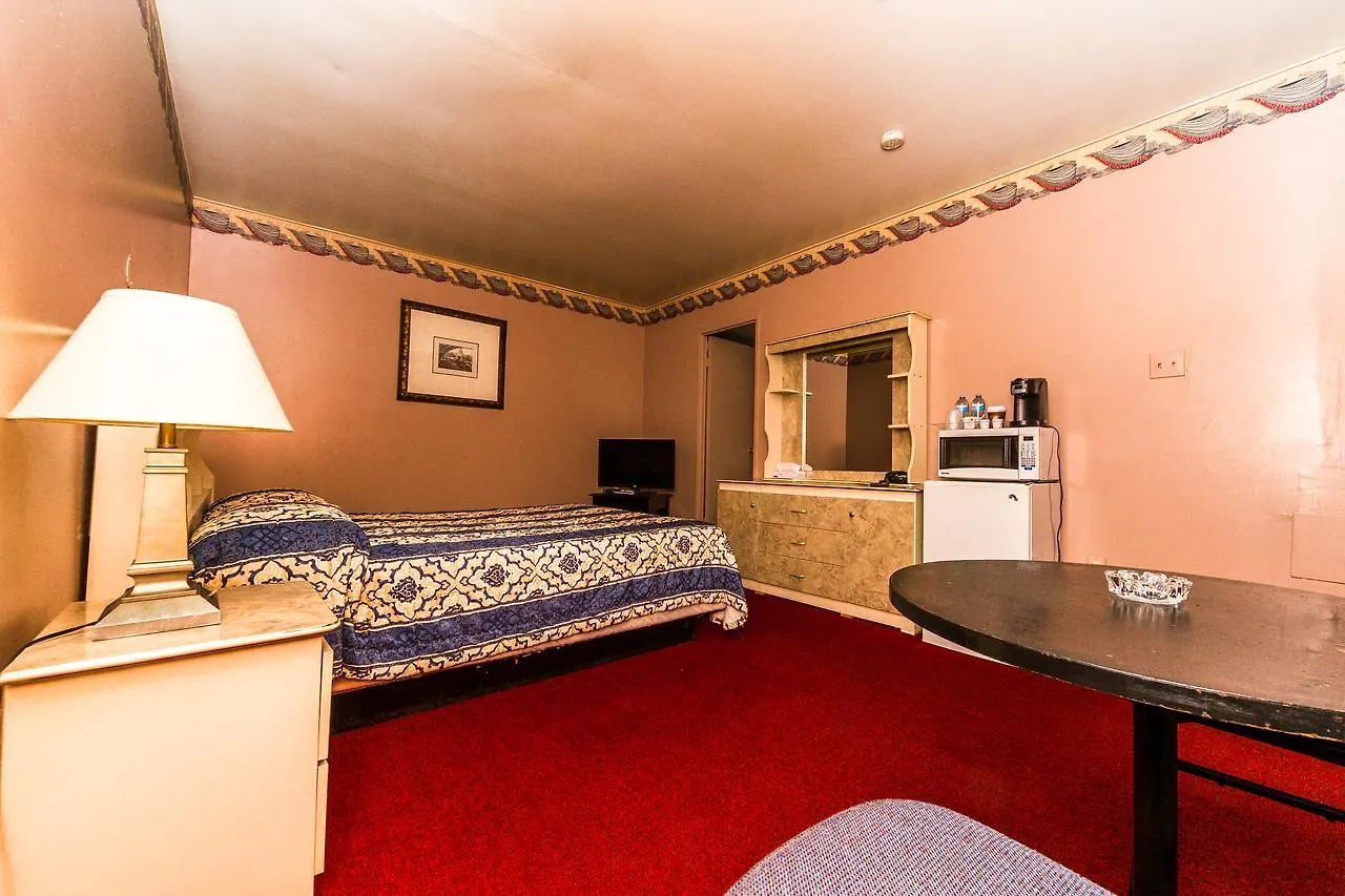 New Plaza Motel Toronto